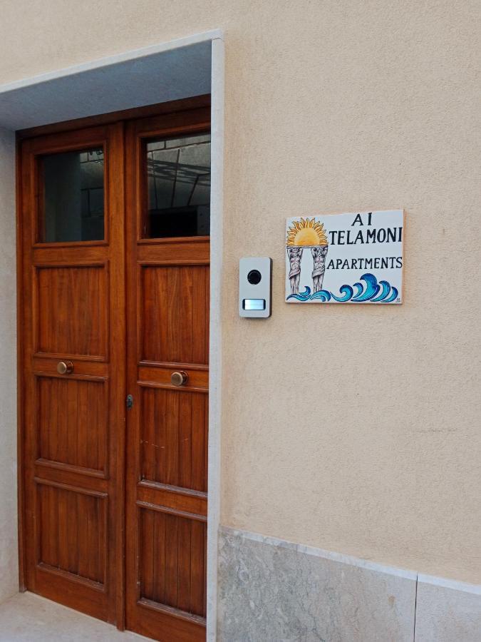 Ai Telamoni Apartments Trapani Zewnętrze zdjęcie